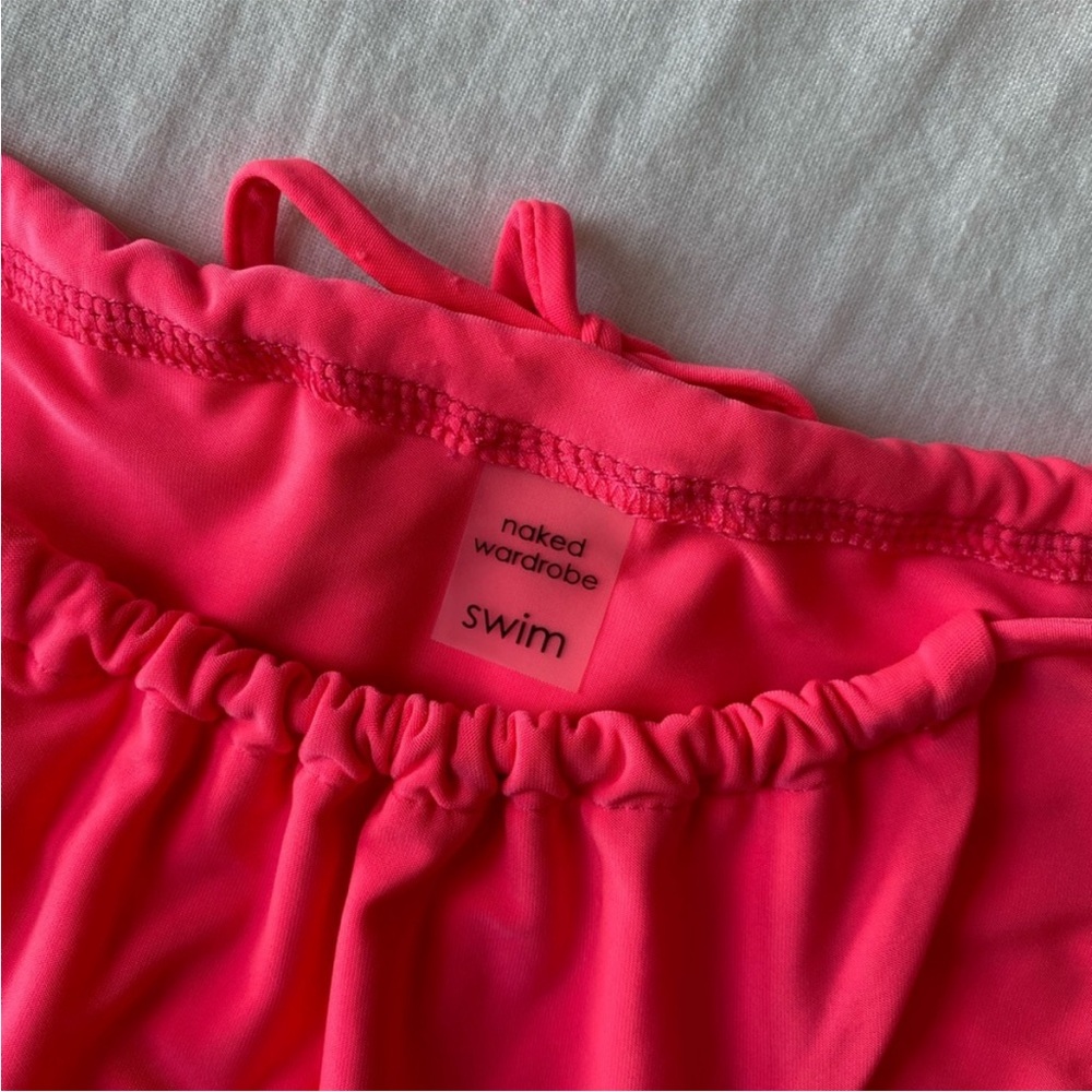 Pink bikini - Picture 4 of 5